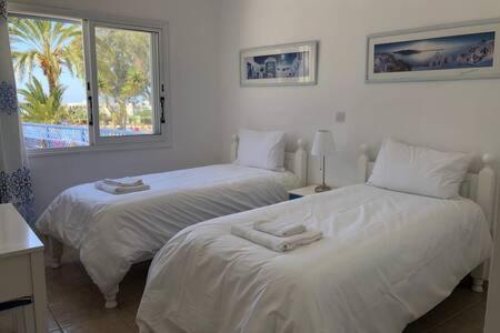 Kings Palace - Superb 2 Bed Ground Floor Apartment Пафос Екстериор снимка